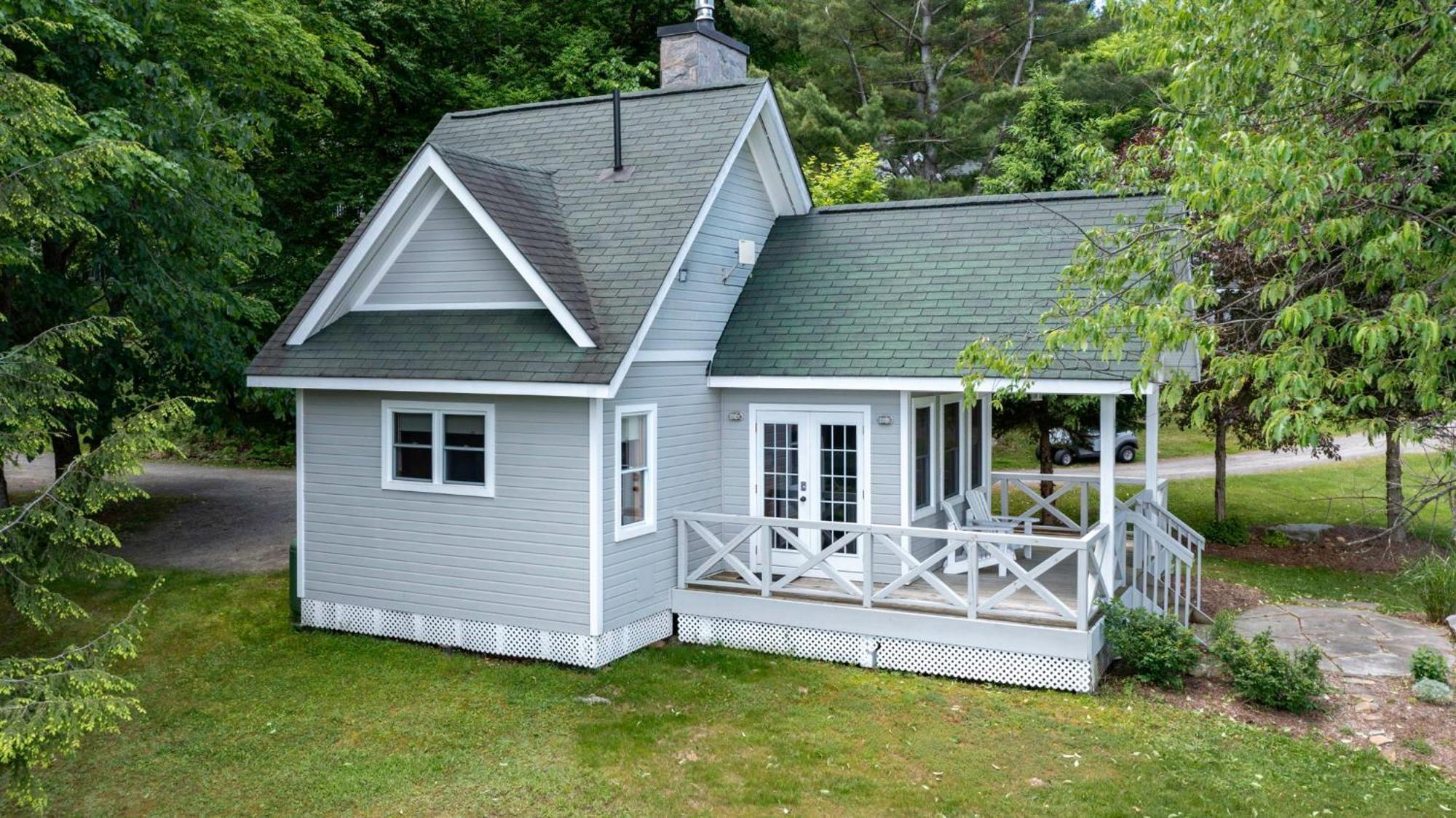 Port Cunnington Lodge Dwight Eksteriør bilde